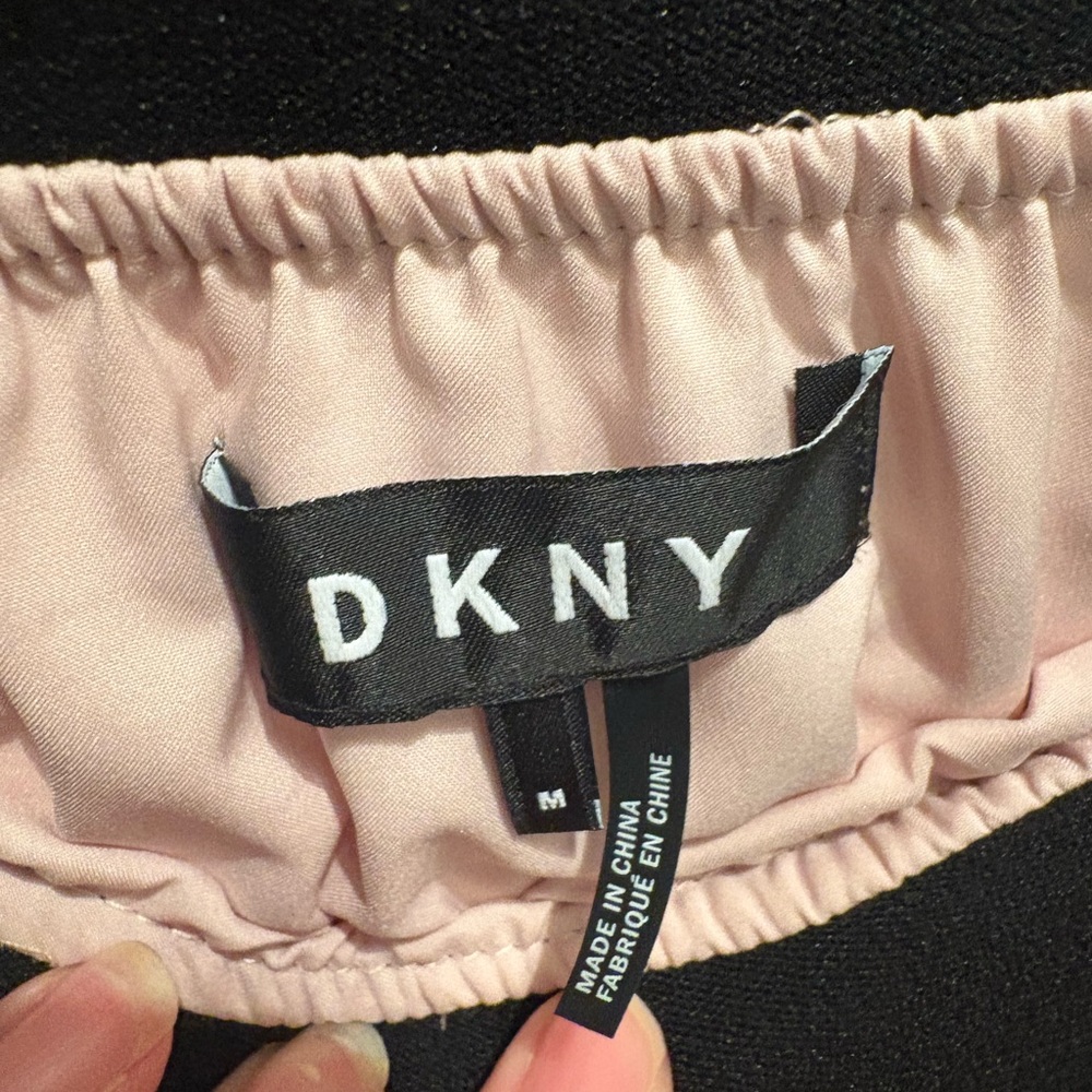 DKNY Elegant Pink Pleated Skirt - Picture 3 of 3